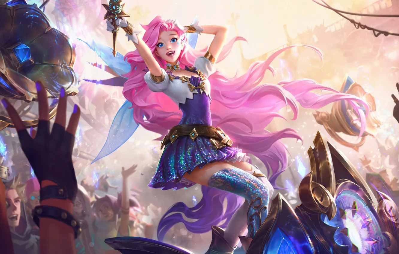 Photo wallpaper smile, the game, the crowd, game, blue eyes, pink hair, the audience, beautiful girl
