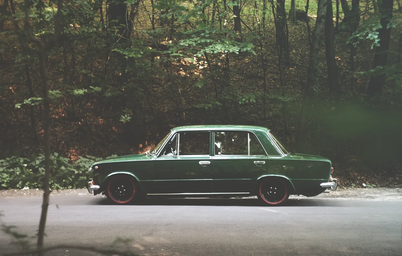 Photo wallpaper green, classic, Lada, 2101, low, brilliant, VAZ
