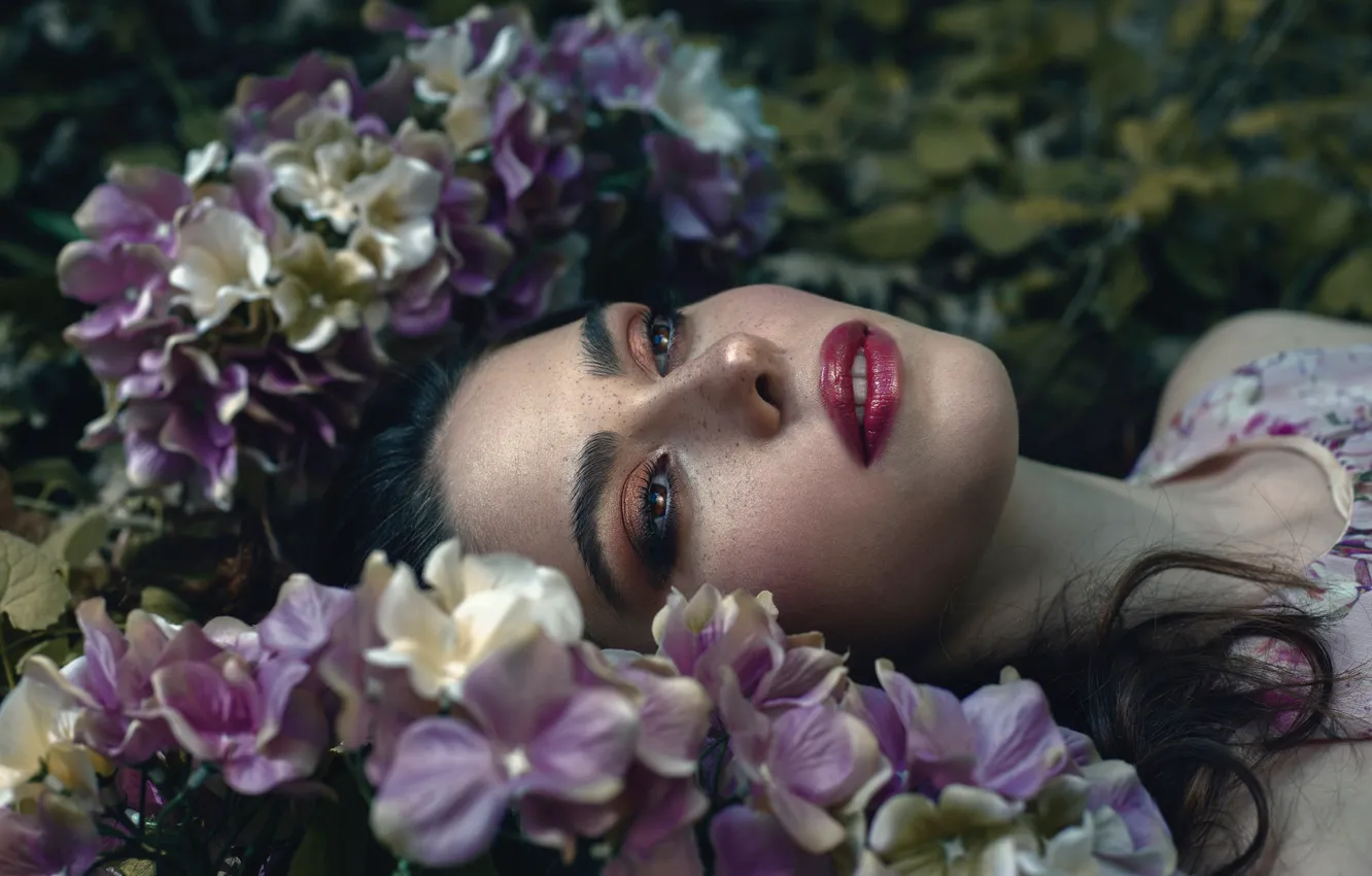 Photo wallpaper girl, flowers, face, model, makeup, lips