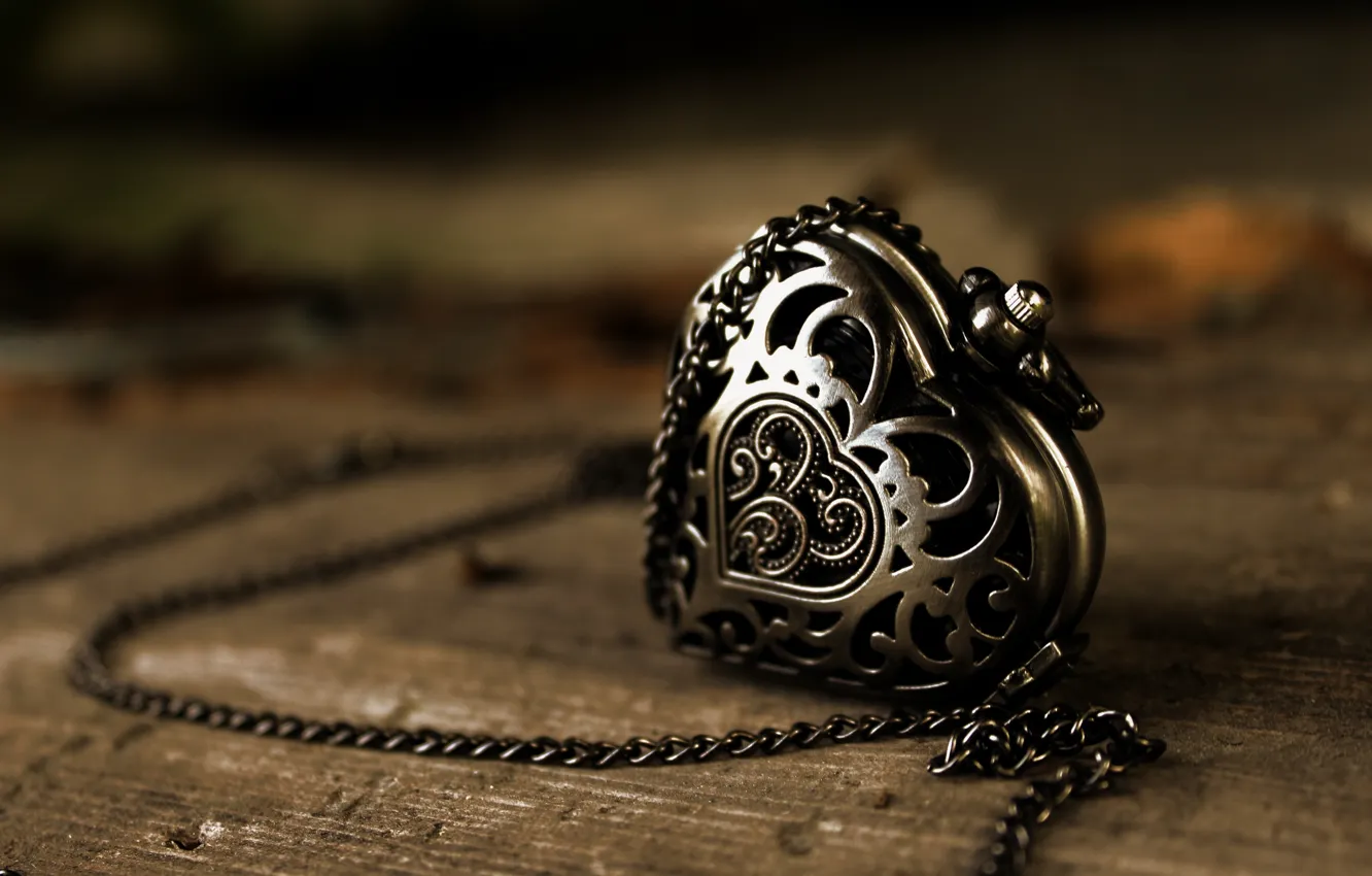 Photo wallpaper metal, pattern, heart, pendant, chain, suspension
