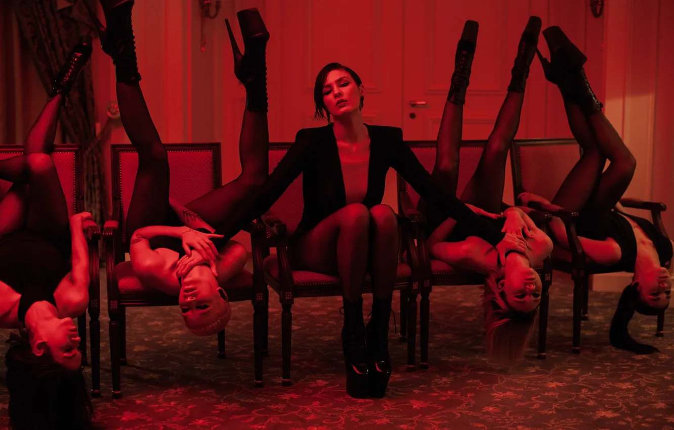 Photo wallpaper look, girl, red, sexy, feet, frame, chair, heels