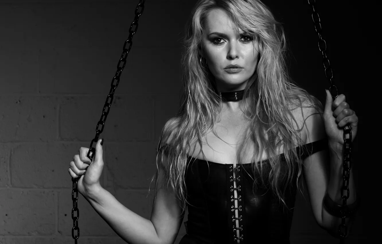 Photo wallpaper face, background, model, hair, chain, Carla