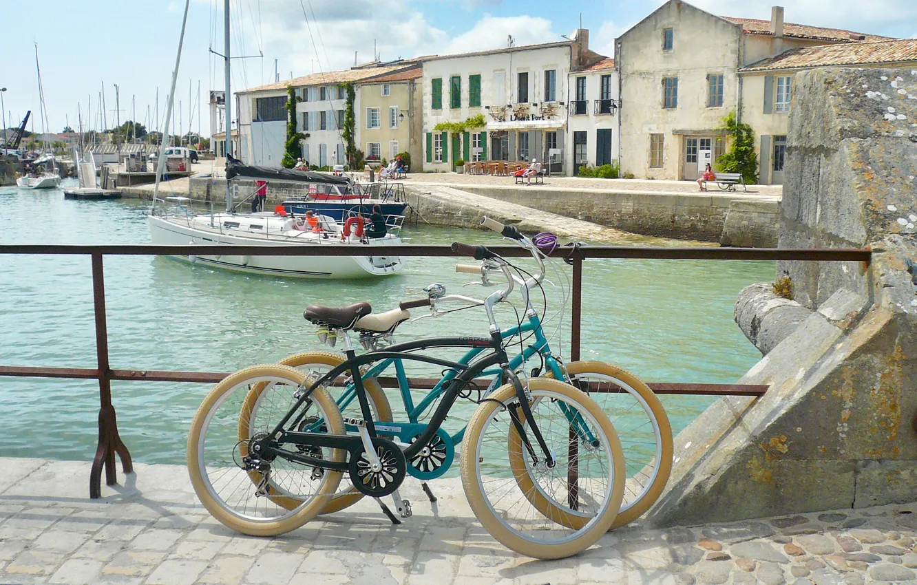 Photo wallpaper summer, the city, France, Marina, yachts, promenade, bikes, Saint-Martin-de-Re