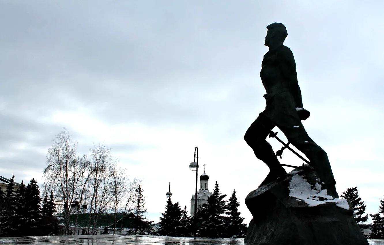 Photo wallpaper the sky, monument, Kazan