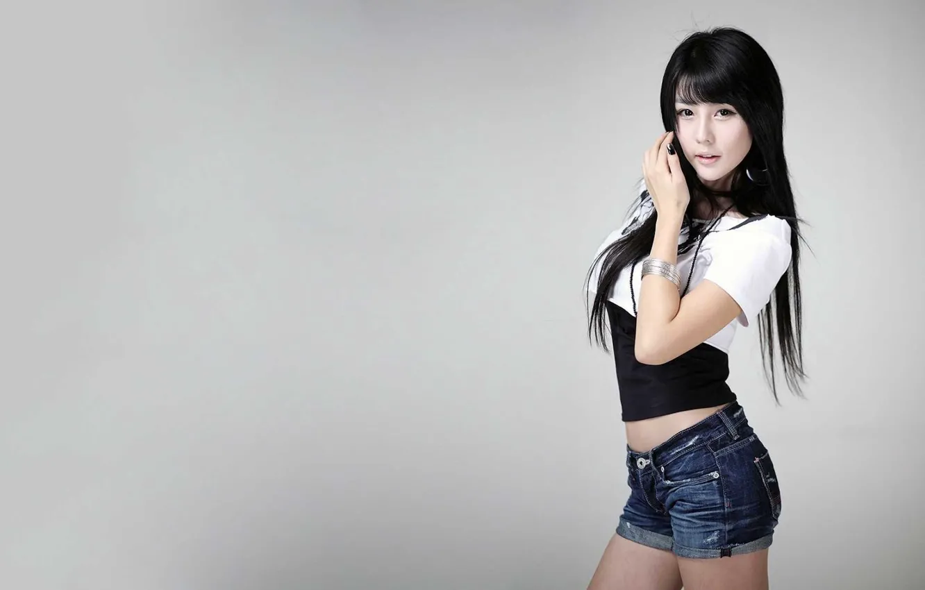 Photo wallpaper look, sweetheart, beautiful, pretty, look, cute, denim shorts, Asian girl