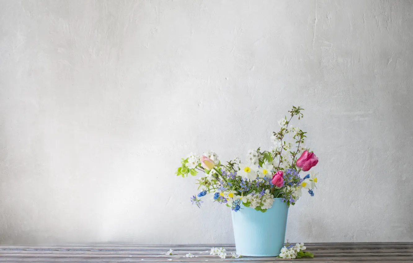 Photo wallpaper flowers, blue, bucket, spring, Maya Kruchenkova
