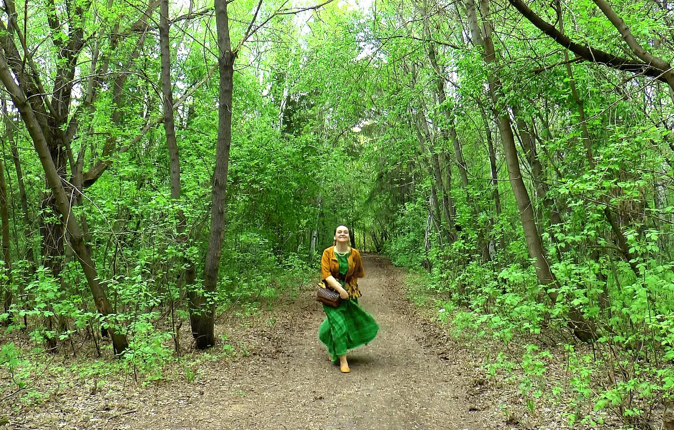 Photo wallpaper forest, girl, joy, dance, may, flora