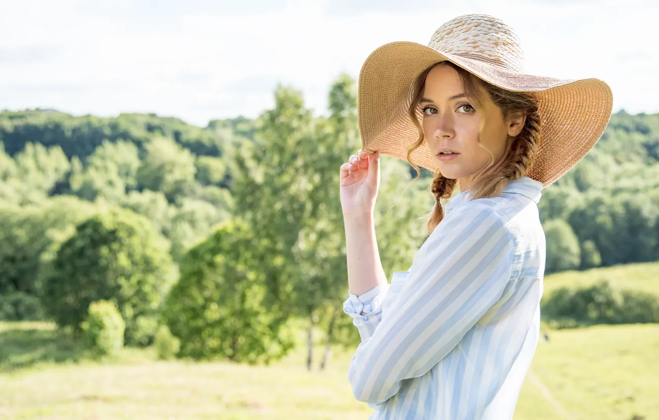 Photo wallpaper girl, green eyes, long hair, trees, hat, photo, photographer, model