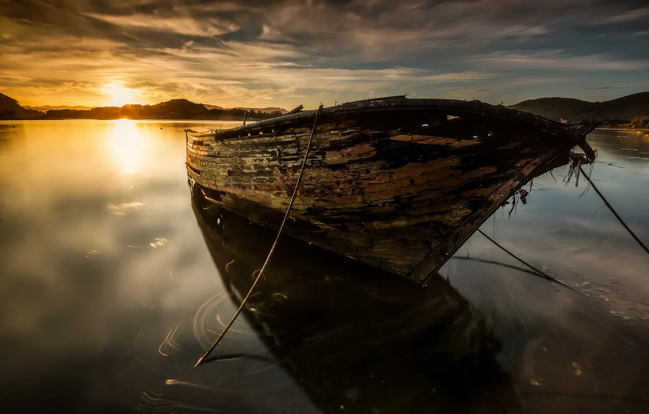 Photo wallpaper sunset, lake, boat
