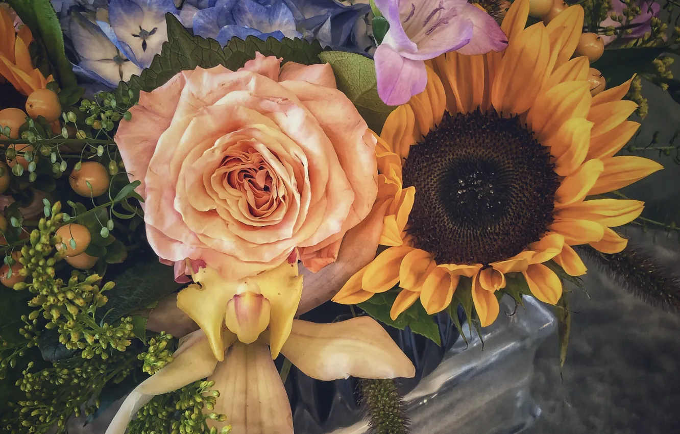 Photo wallpaper sunflowers, flowers, orange, roses, bouquet, fruit, cream, different