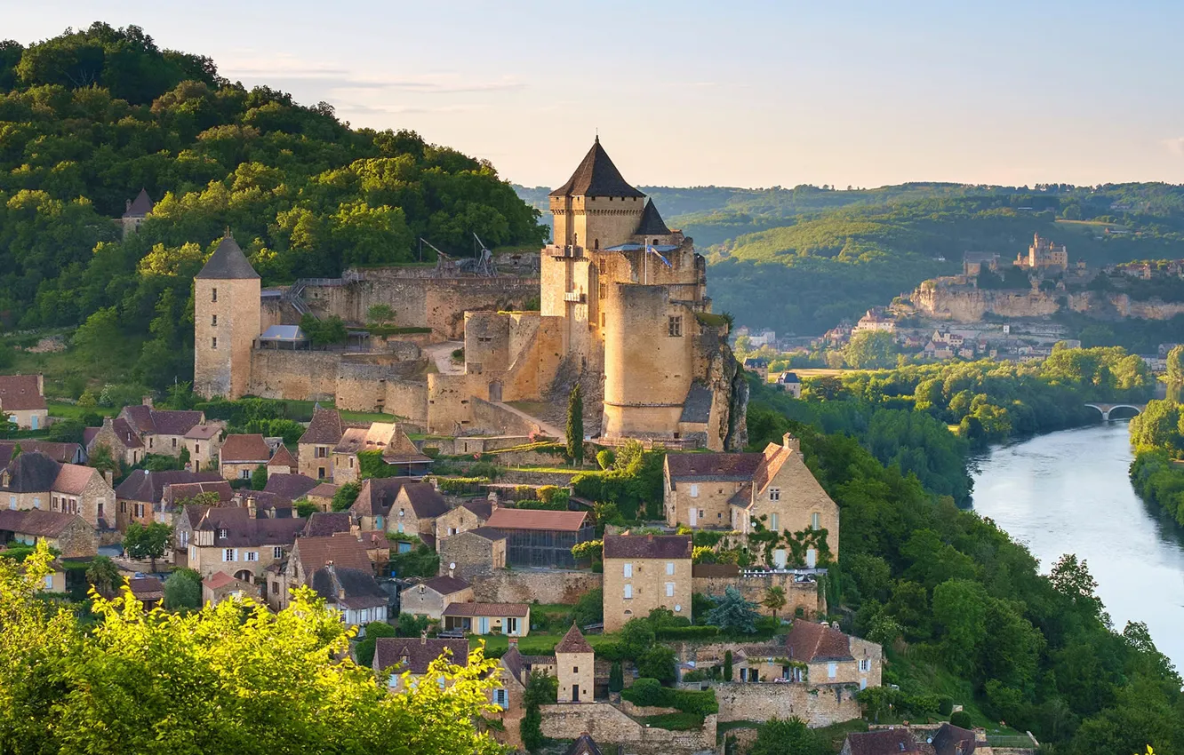 Photo wallpaper mountains, the city, river, France, fortress, medieval architecture, Castelnaud the Chapel, Castelnau-le-Chapelle