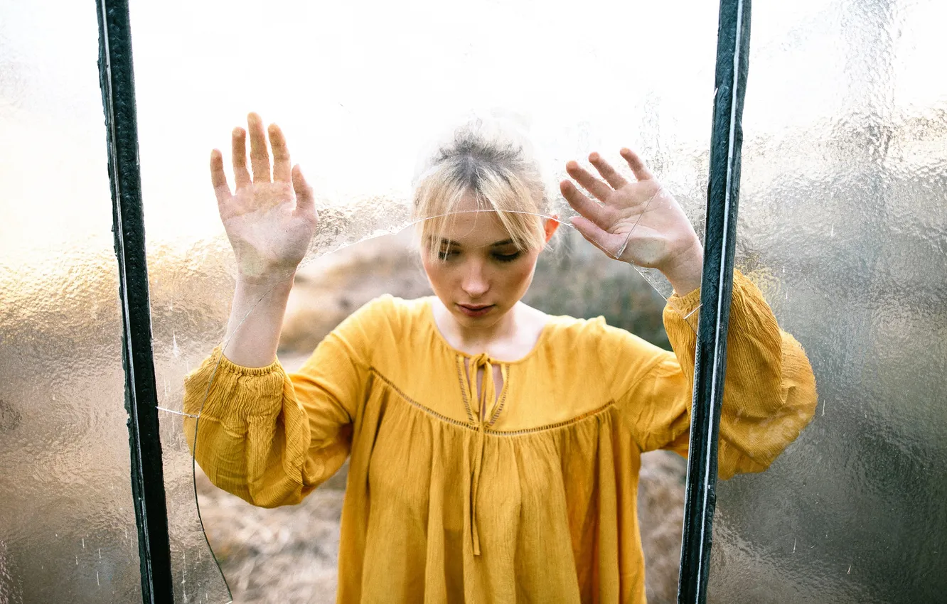 Photo wallpaper glass, girl, fragments, inside