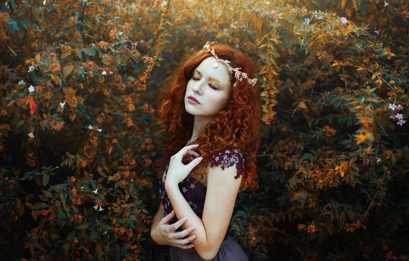 Photo wallpaper girl, mood, makeup, red, Diadema, curls, redhead, the bushes