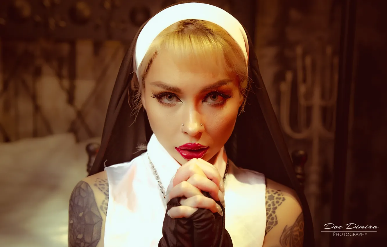 Photo wallpaper girl, face, hands, makeup, tattoo, sponge, nun, prayer