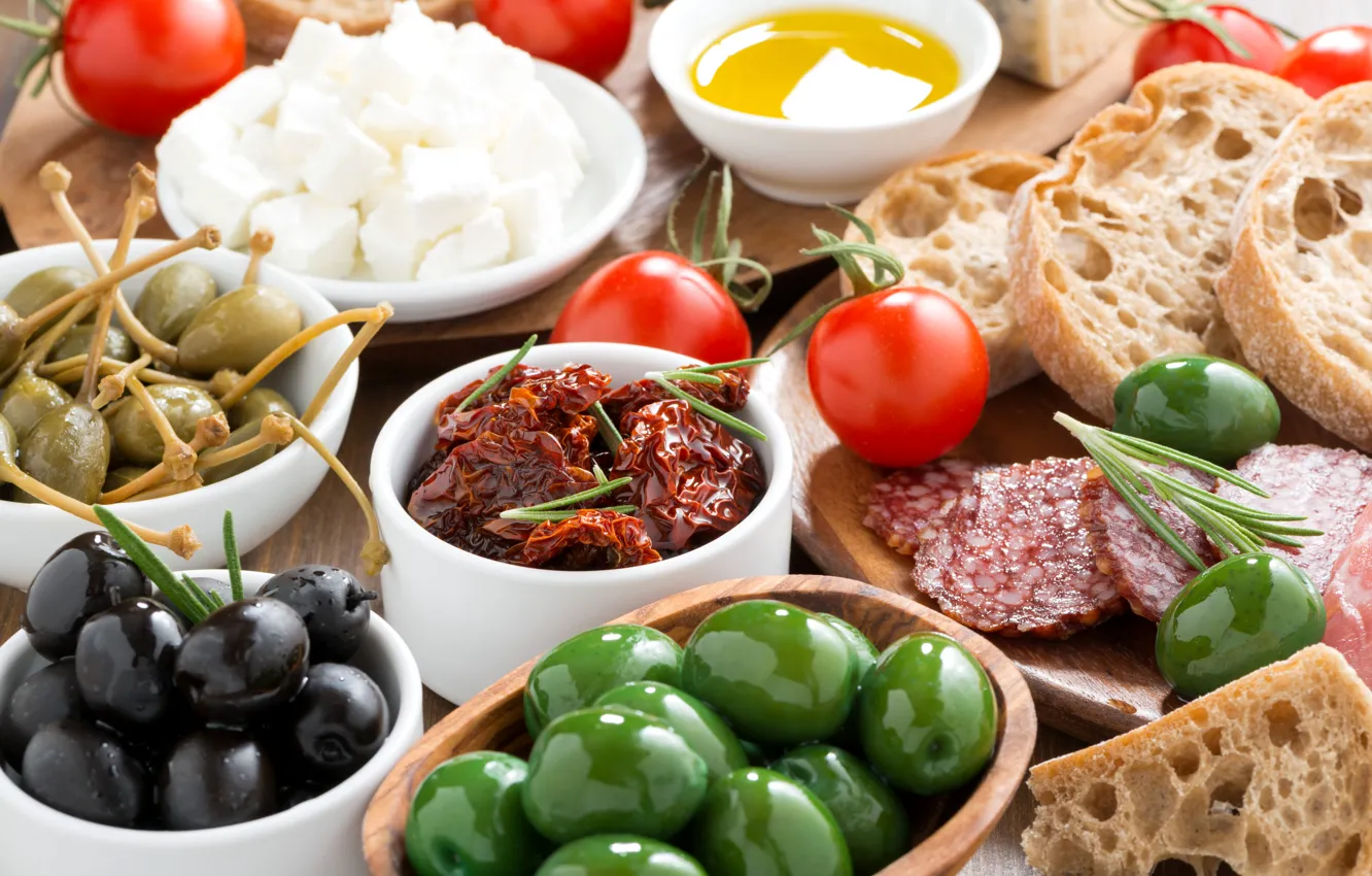 Photo wallpaper bread, vegetables, tomatoes, olives, sausage, bread, tomatoes, vegetables