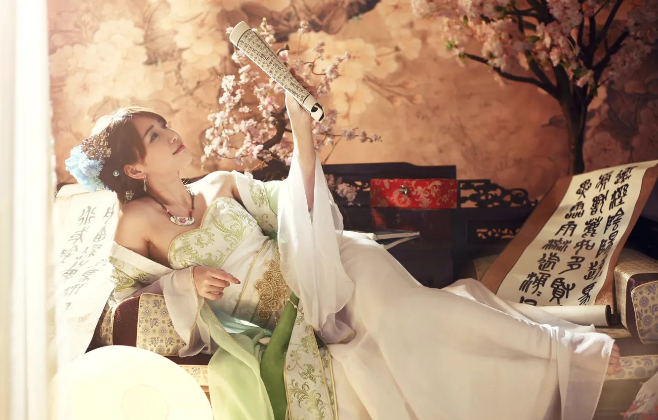 Photo wallpaper girl, smile, style, room, clothing, East