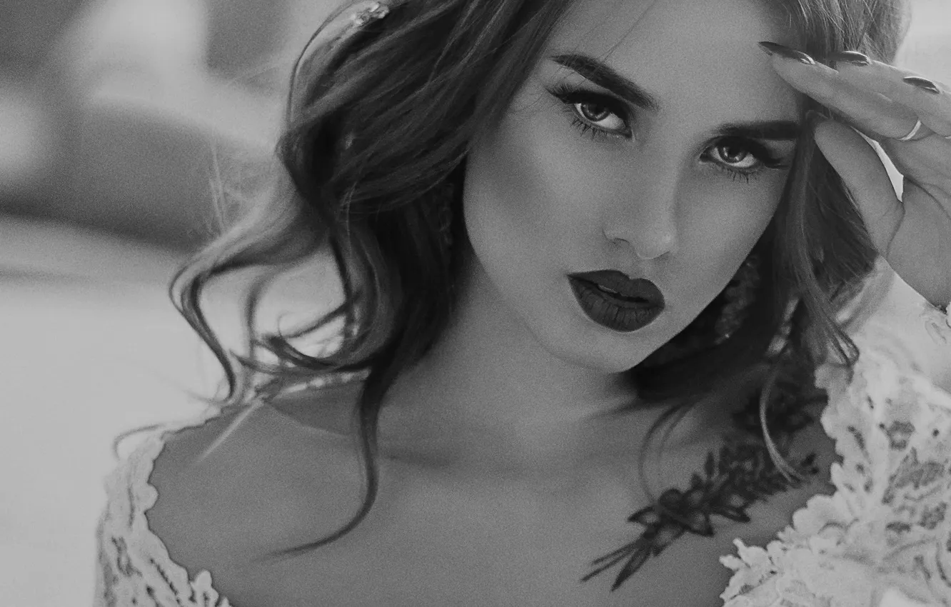 Photo wallpaper Victoria, black and white, Portrait photography, Alex Virusan