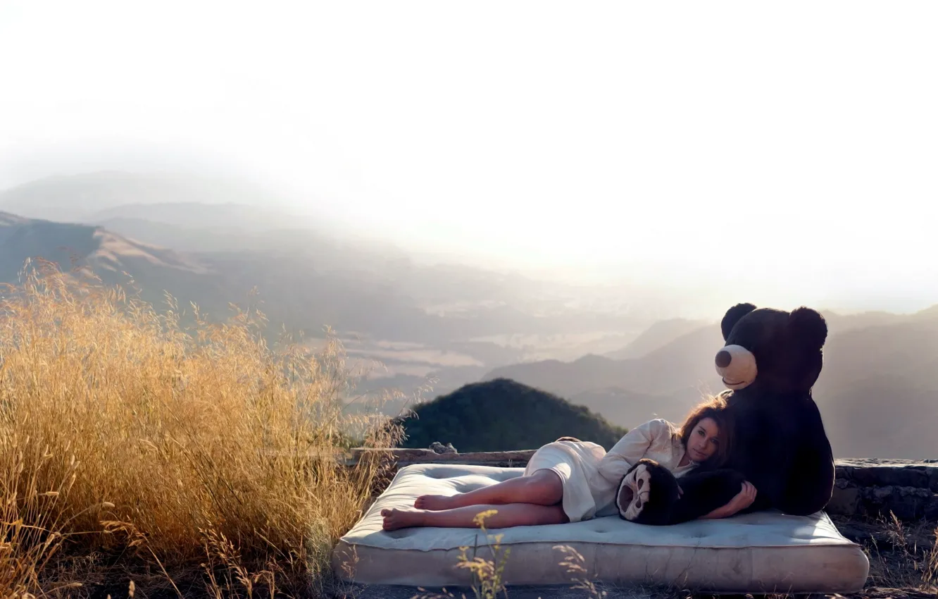 Photo wallpaper girl, the situation, morning, bear