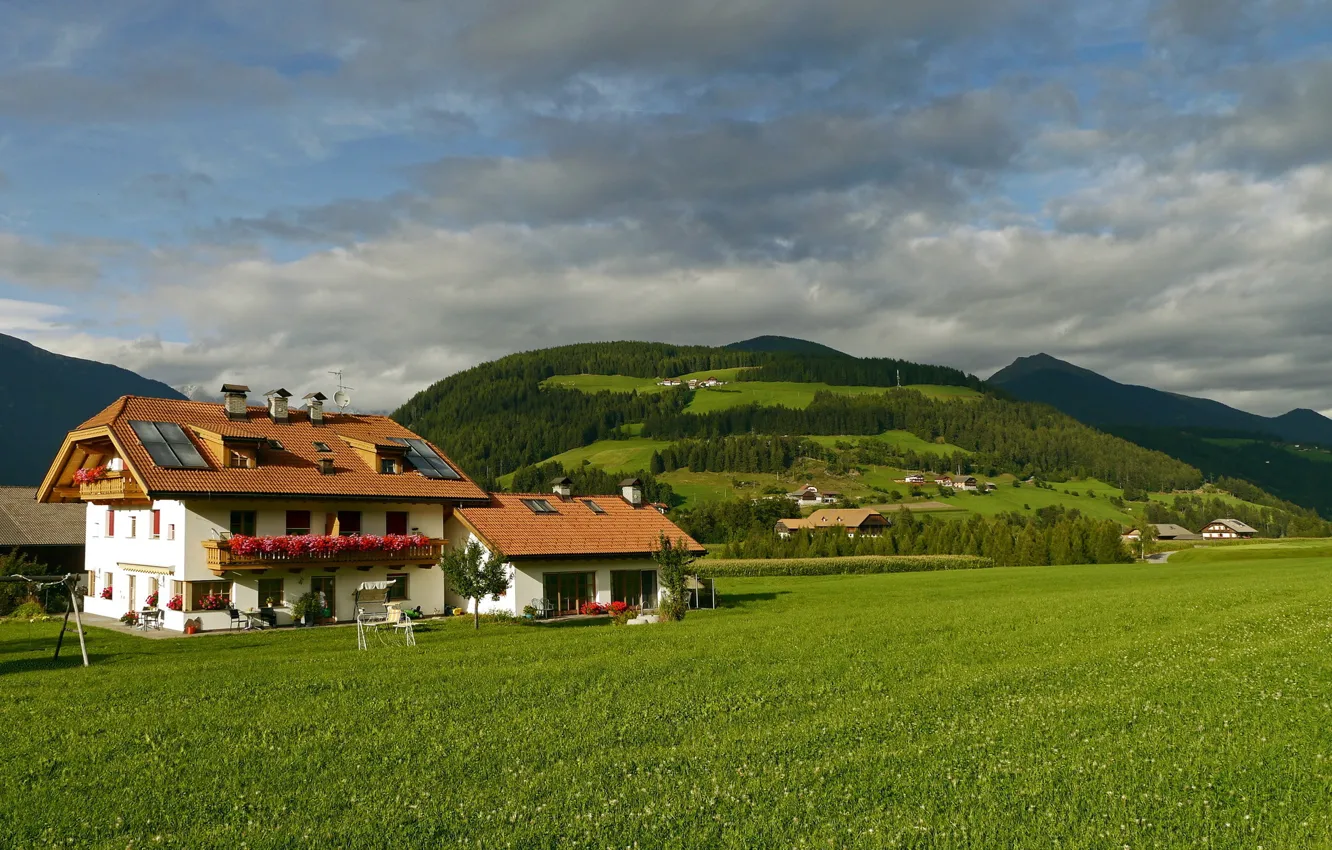 Photo wallpaper grass, mountains, the city, photo, home, meadow, Italy, Valdaora