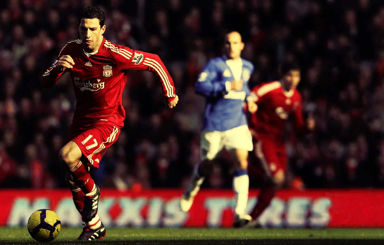 Photo wallpaper field, grass, sport, the game, club, athlete, stadium, Liverpool clubs