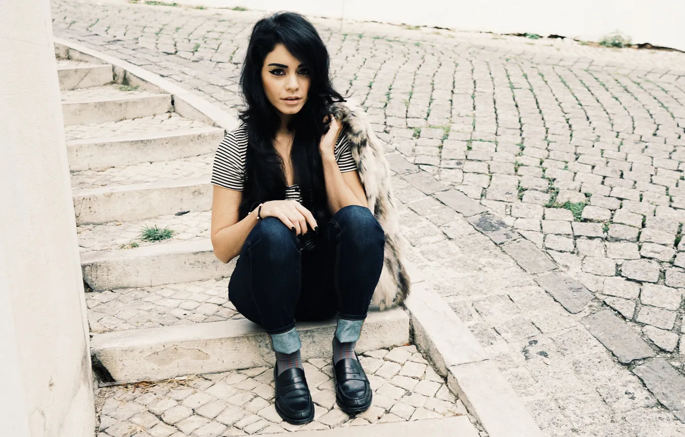 Photo wallpaper look, street, jeans, actress, steps, Vanessa Hudgens