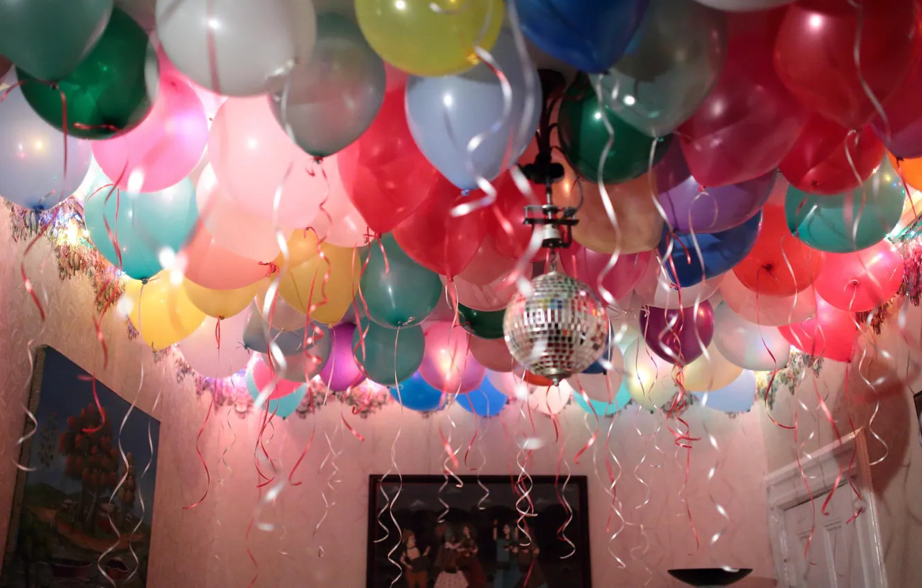 Photo wallpaper room, holiday, balls, inflatable, birthday