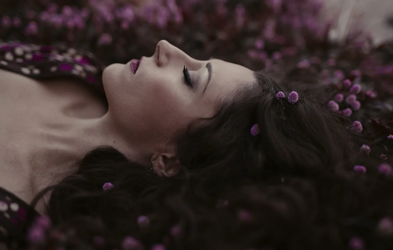 Photo wallpaper girl, face, hair, profile