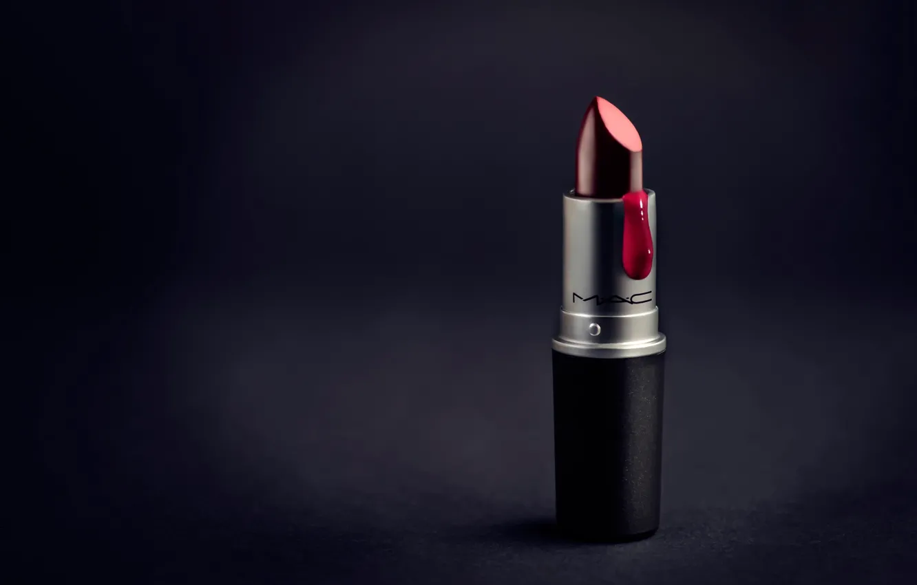 Photo wallpaper drops, lipstick, I