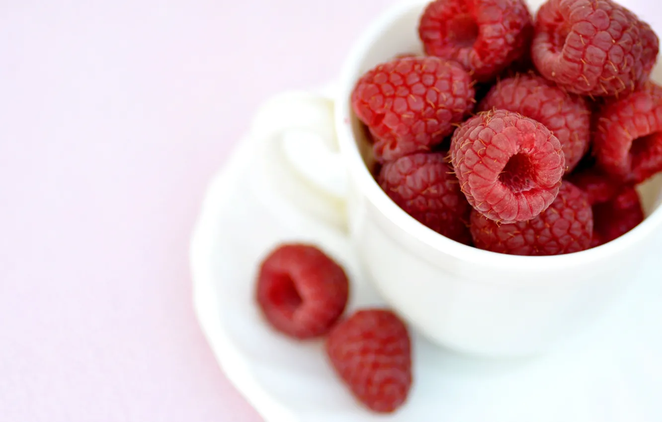 Photo wallpaper raspberry, fruit, cup, fruits, raspberries, Cup