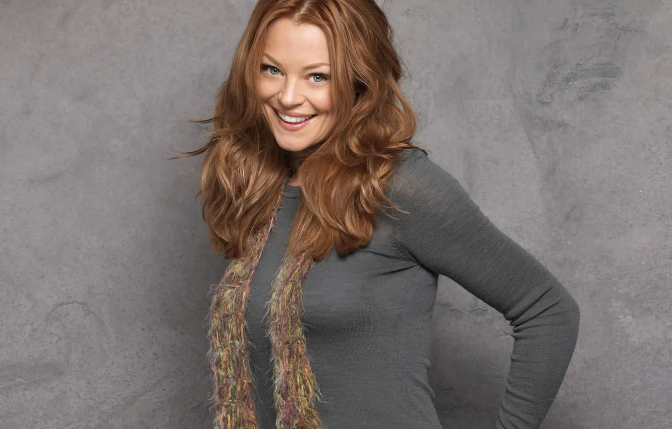 Photo wallpaper smile, actress, brown hair, charlotte ross