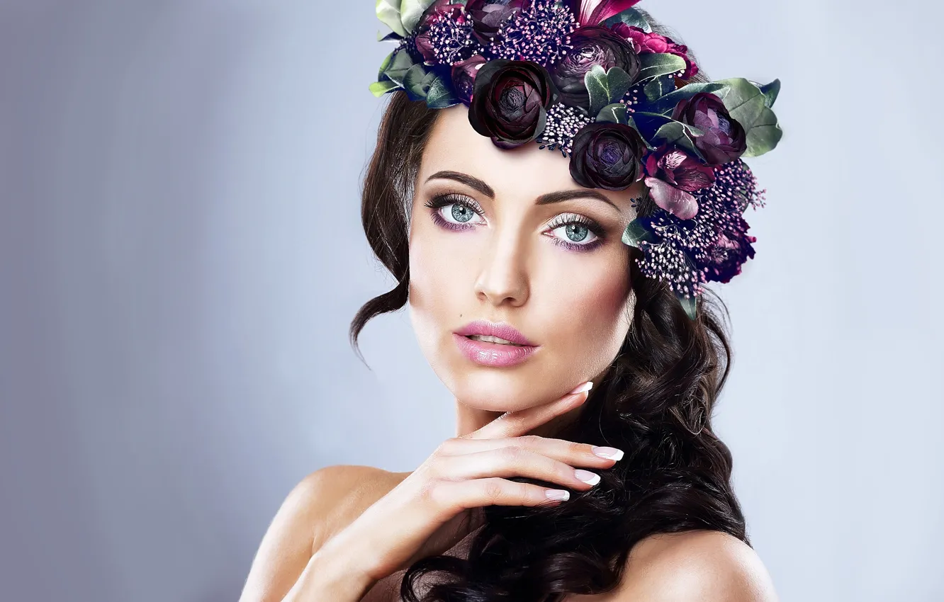 Photo wallpaper look, flowers, close-up, face, background, hair, portrait, hands