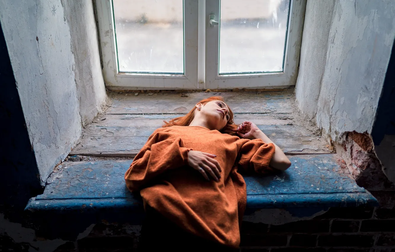 Photo wallpaper girl, window, lies, sill, Nikita Ilyich
