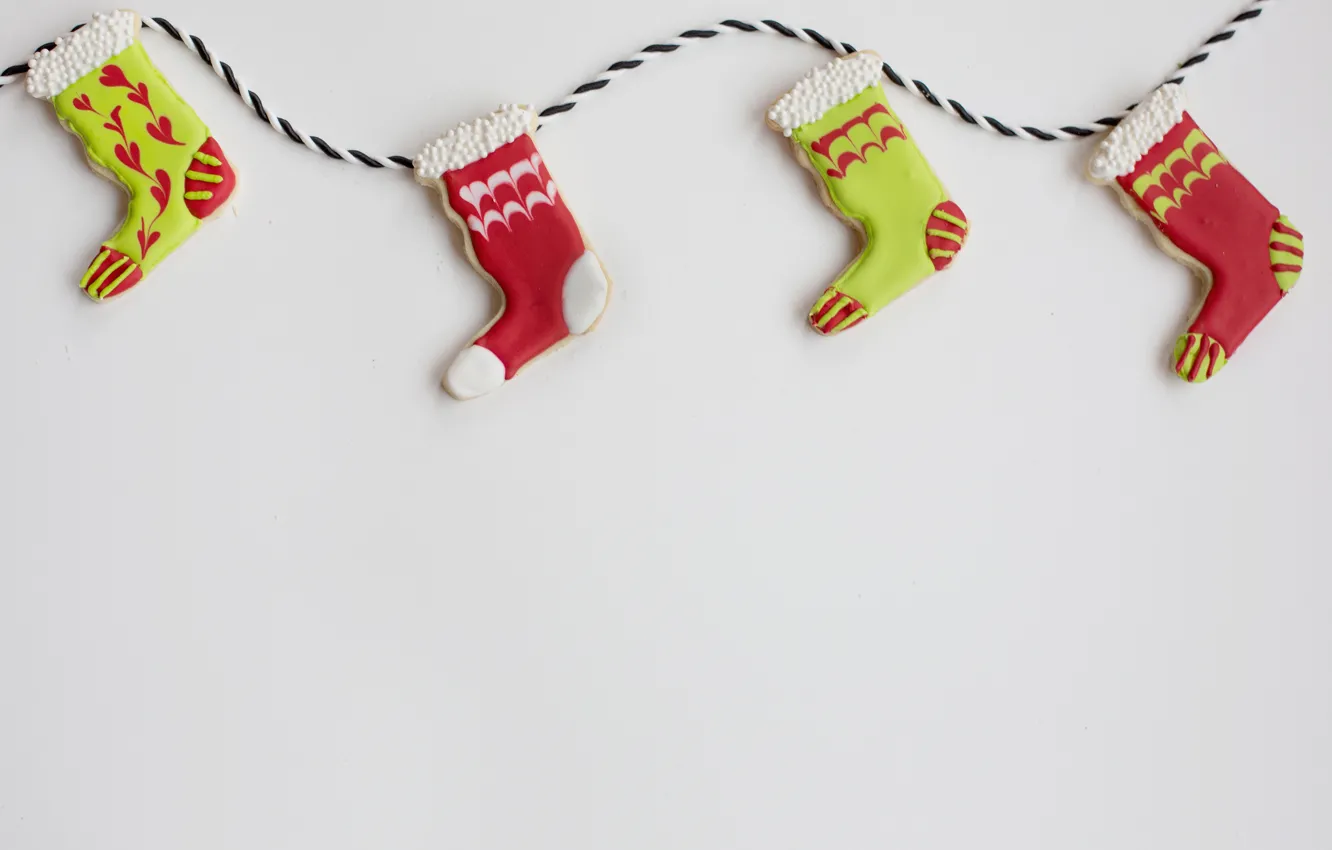 Photo wallpaper winter, red, green, holiday, new year, rope, cookies, Christmas