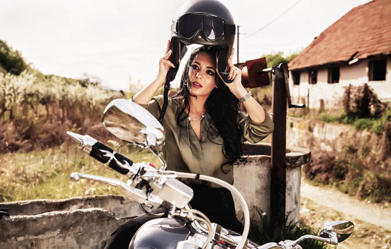 Photo wallpaper Girl, Black, Pearls, Motocycle