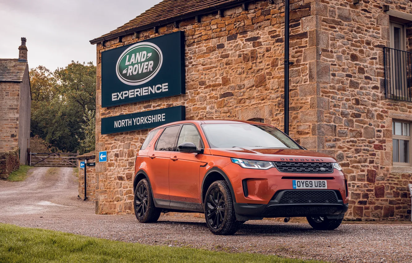 Photo wallpaper auto, house, Land Rover, crossover, Discovery Sport, D180