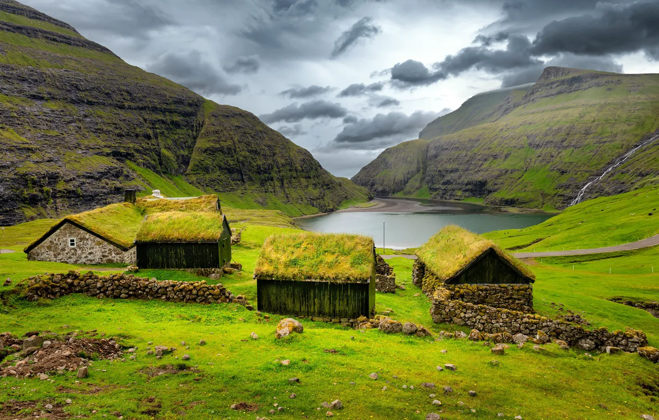 Photo wallpaper greens, mountains, stones, hills, shore, the slopes, houses, Iceland