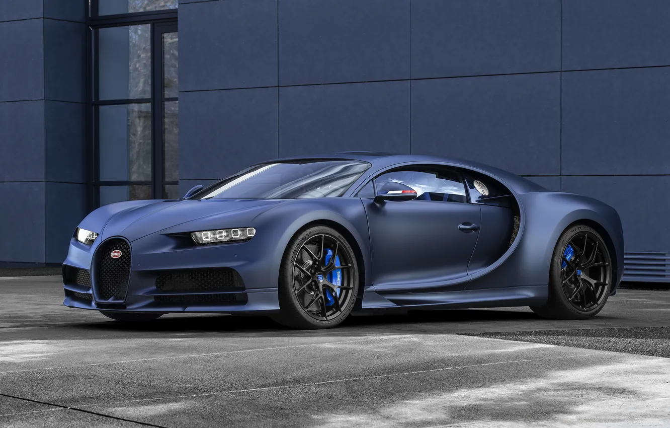 Photo wallpaper Bugatti, Parking, supercar, car, Chiron