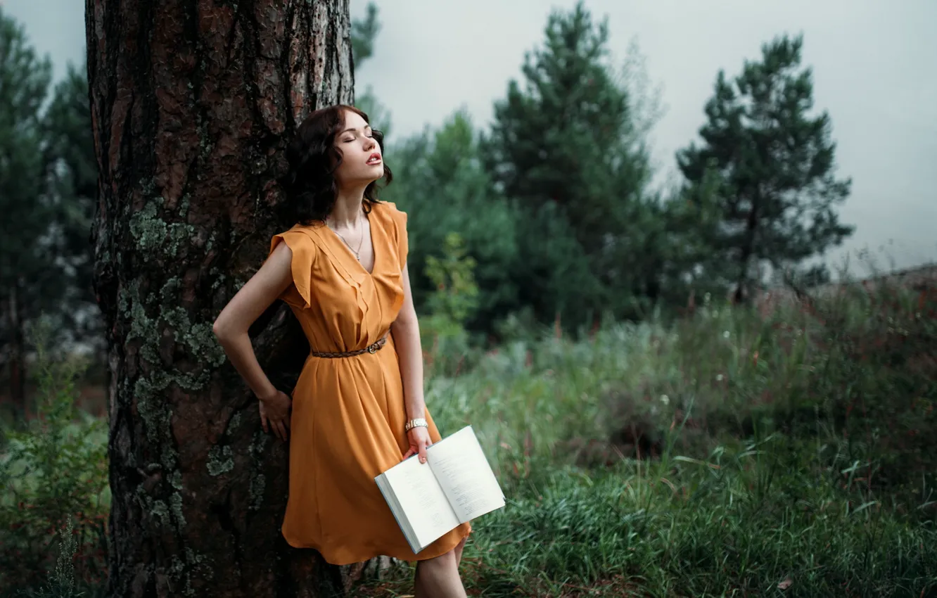 Photo wallpaper girl, tree, book