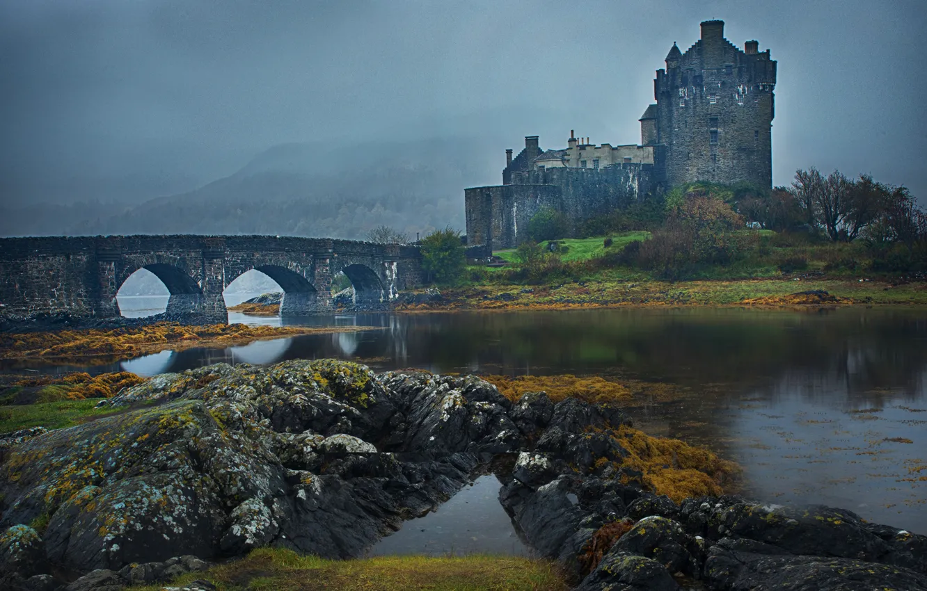 Photo wallpaper autumn, bridge, fog, stones, castle, overcast, shore, Scotland