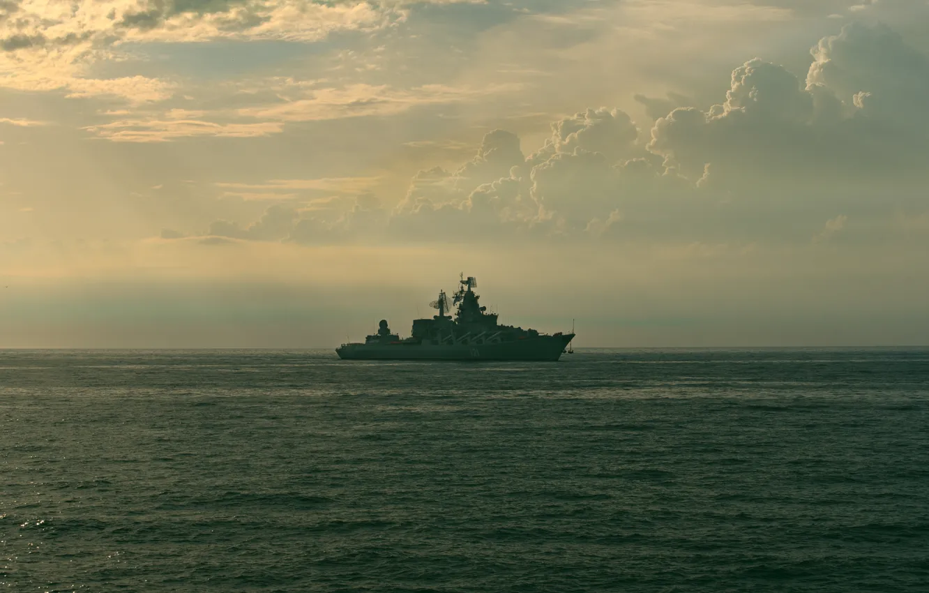 Photo wallpaper the evening, Moscow, cruiser, author Igor Terekhin