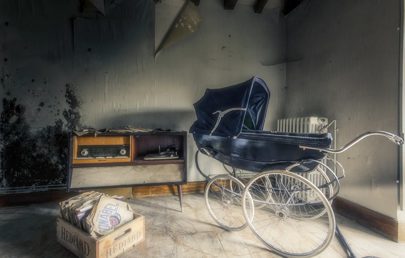 Photo wallpaper stroller, player, record