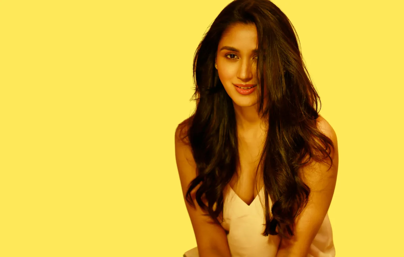 Photo wallpaper girl, hot, sexy, fashion, eyes, smile, beautiful, figure