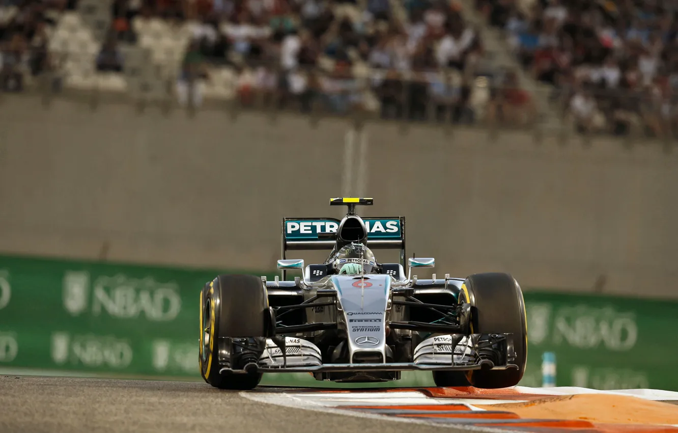 Photo wallpaper Mercedes, Formula 1, AMG, the front, the curb, Nico Rosberg