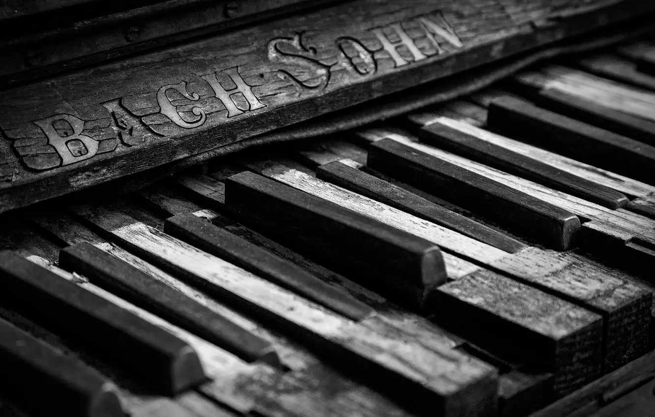 Photo wallpaper keys, broken, Old Piano, Bach