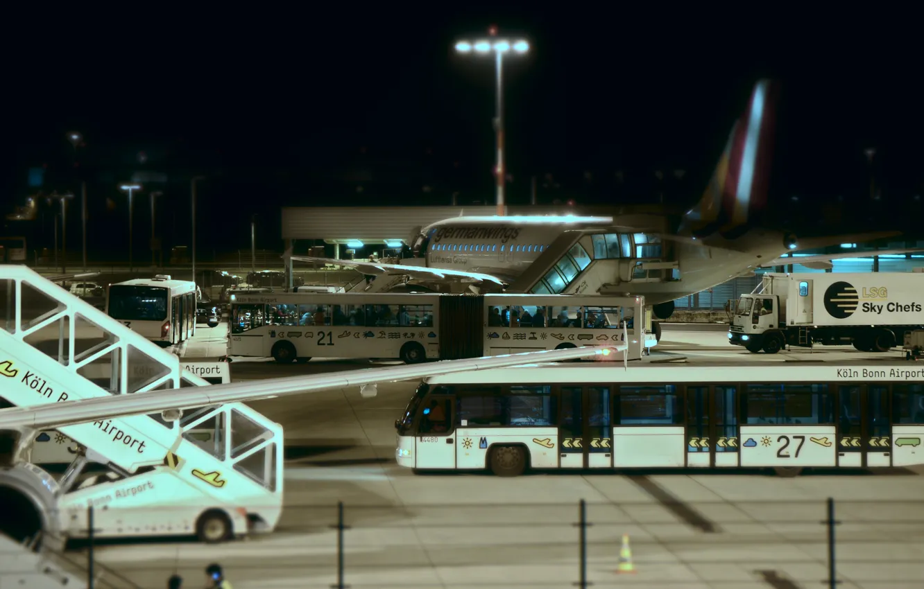 Photo wallpaper night, technique, airport, bus, the plane, serving