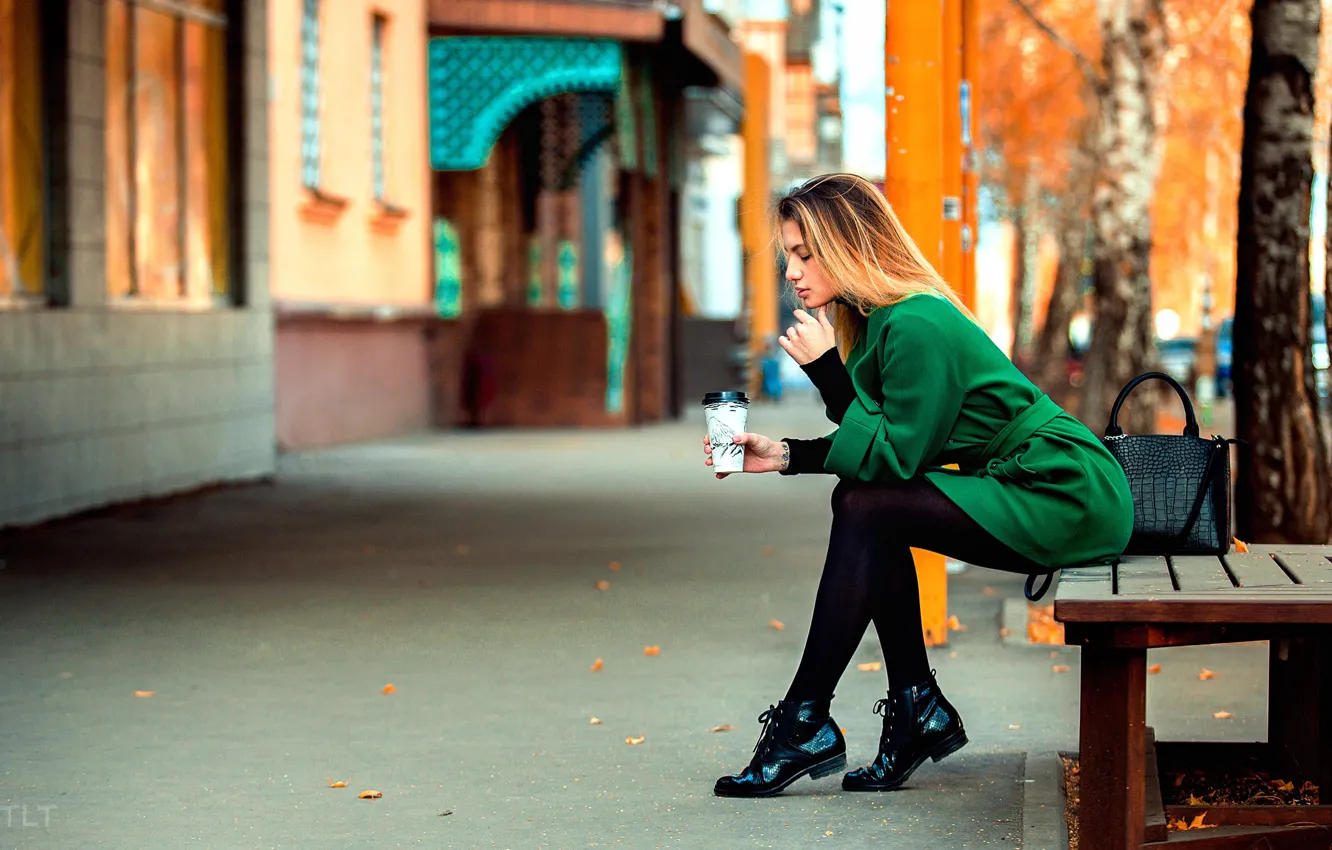 Photo wallpaper autumn, leaves, girl, trees, the city, glass, pose, model