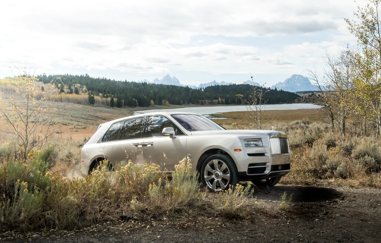 Photo wallpaper Rolls-Royce, 2018, The roads, Cullinan