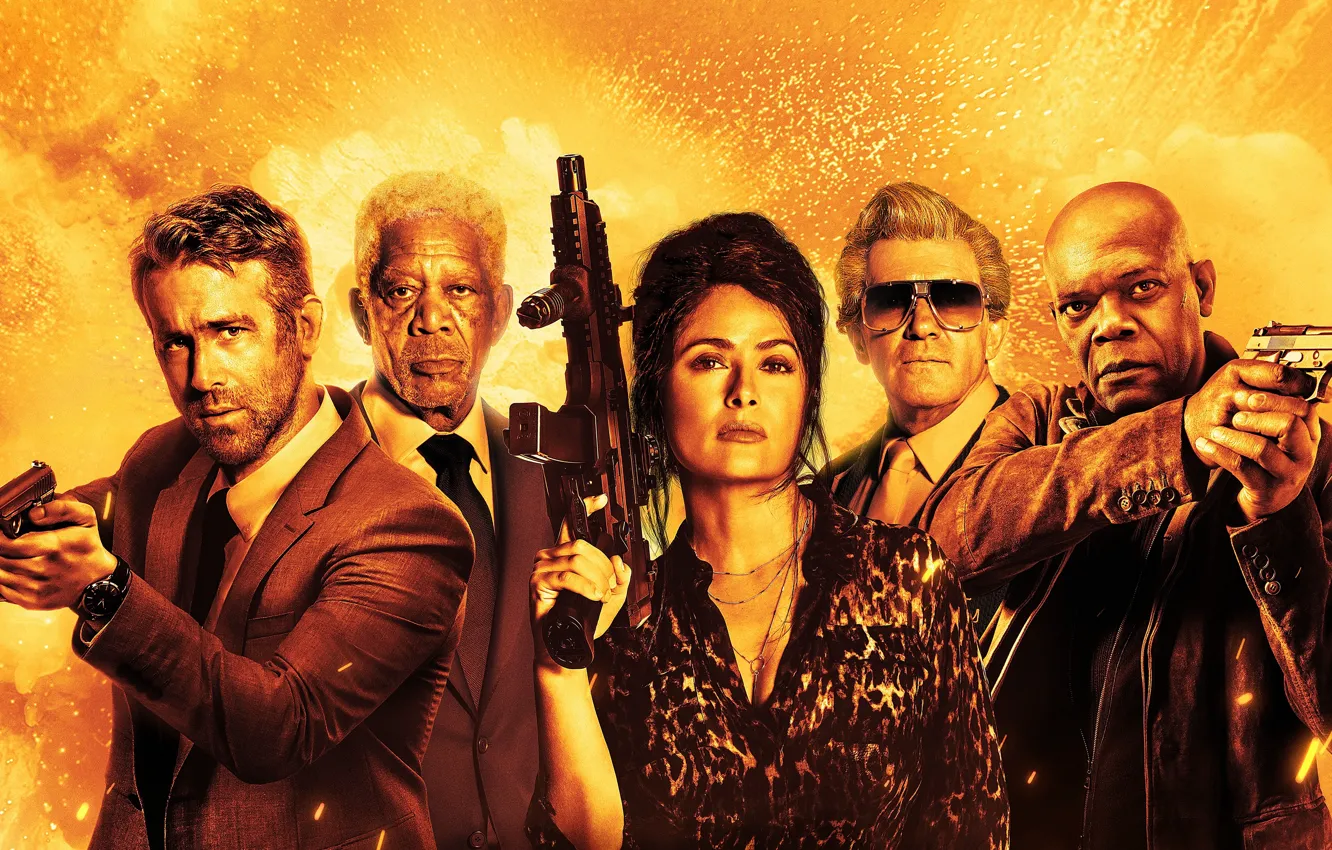 Photo wallpaper Ryan Reynolds, Ryan Reynolds, Salma Hayek, Salma Hayek, action, poster, Antonio Banderas, Antonio Banderas