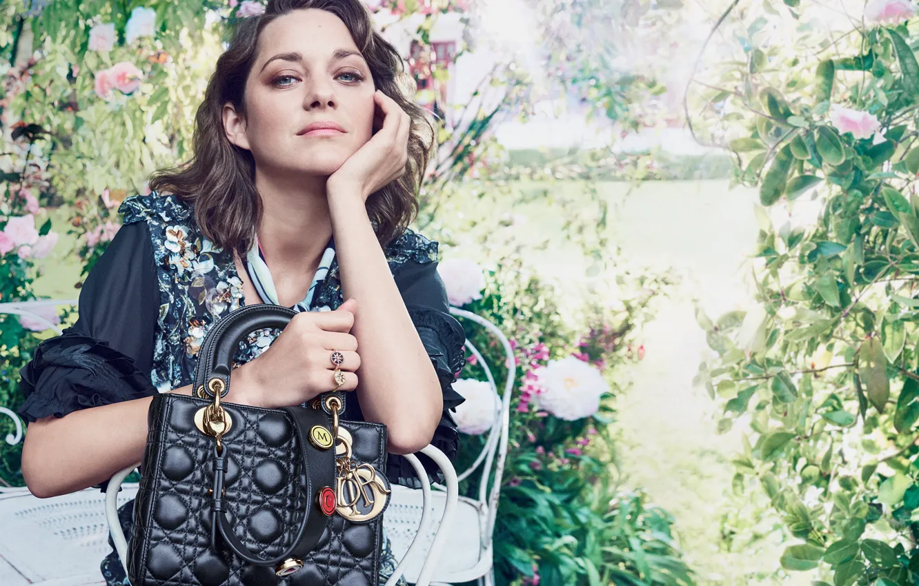 Photo wallpaper advertising, garden, actress, brunette, chair, bag, brand, Marion Cotillard