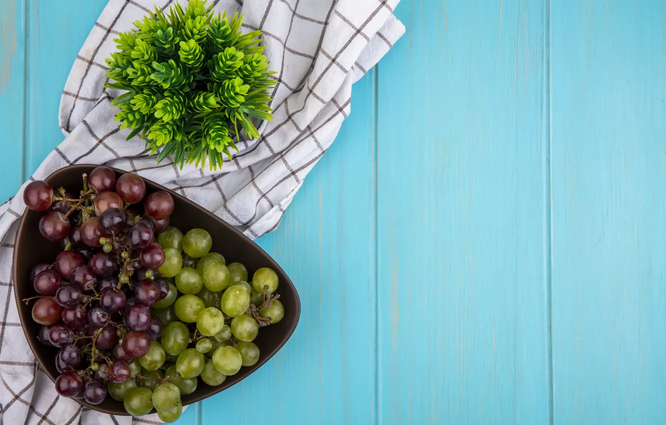 Photo wallpaper towel, grapes, bowl
